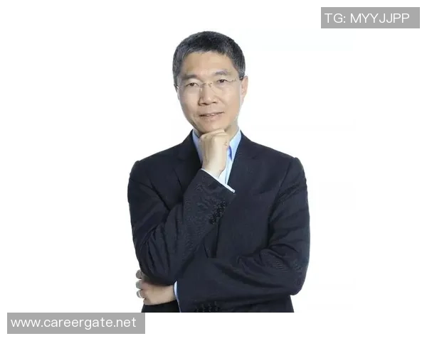 深度对话吴军分享篮球人生经历与成长故事的精彩瞬间